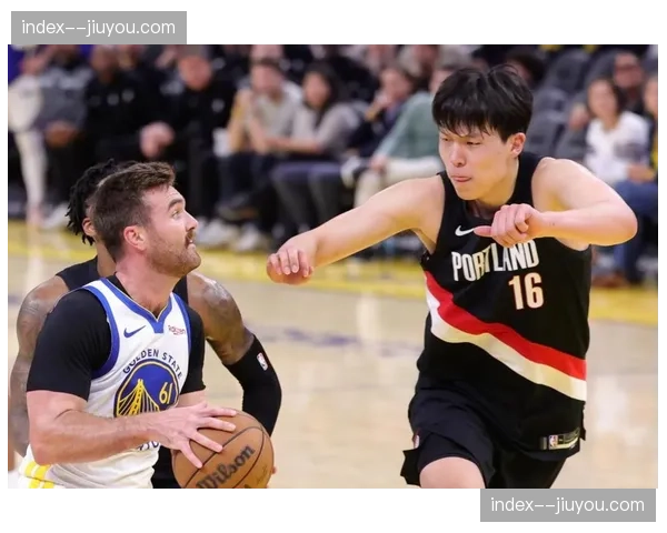 勇士年轻球员获锻炼机会 威廉姆斯莱昂斯带伤作战